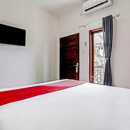 Oyo 91080 Kubu D&D Guesthouse Seminyak Exteriér fotografie