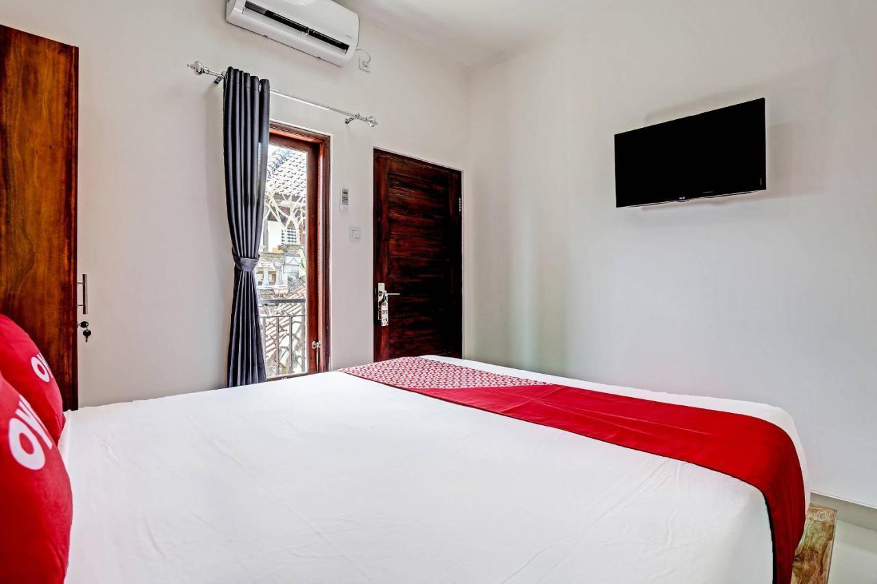 Oyo 91080 Kubu D&D Guesthouse Seminyak Exteriér fotografie