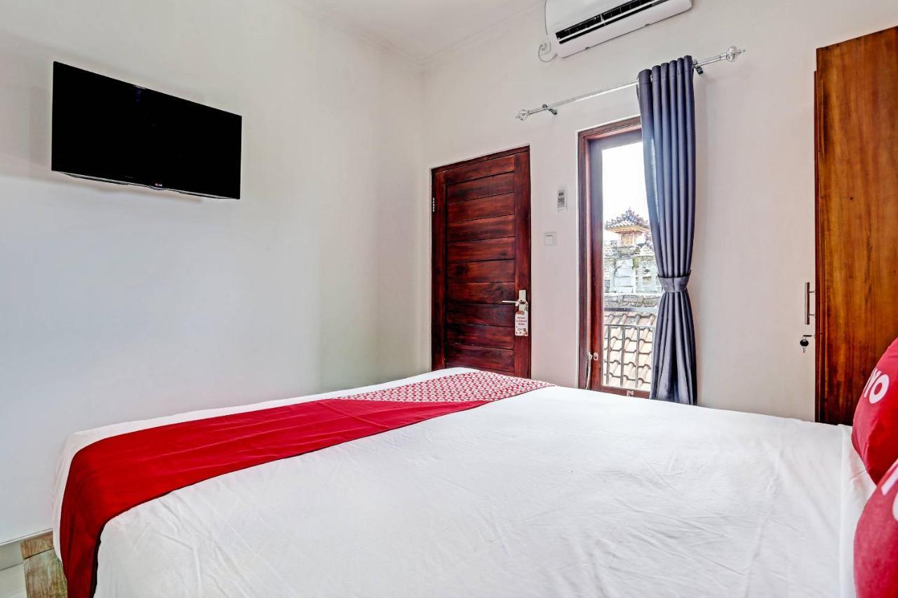 Oyo 91080 Kubu D&D Guesthouse Seminyak Exteriér fotografie